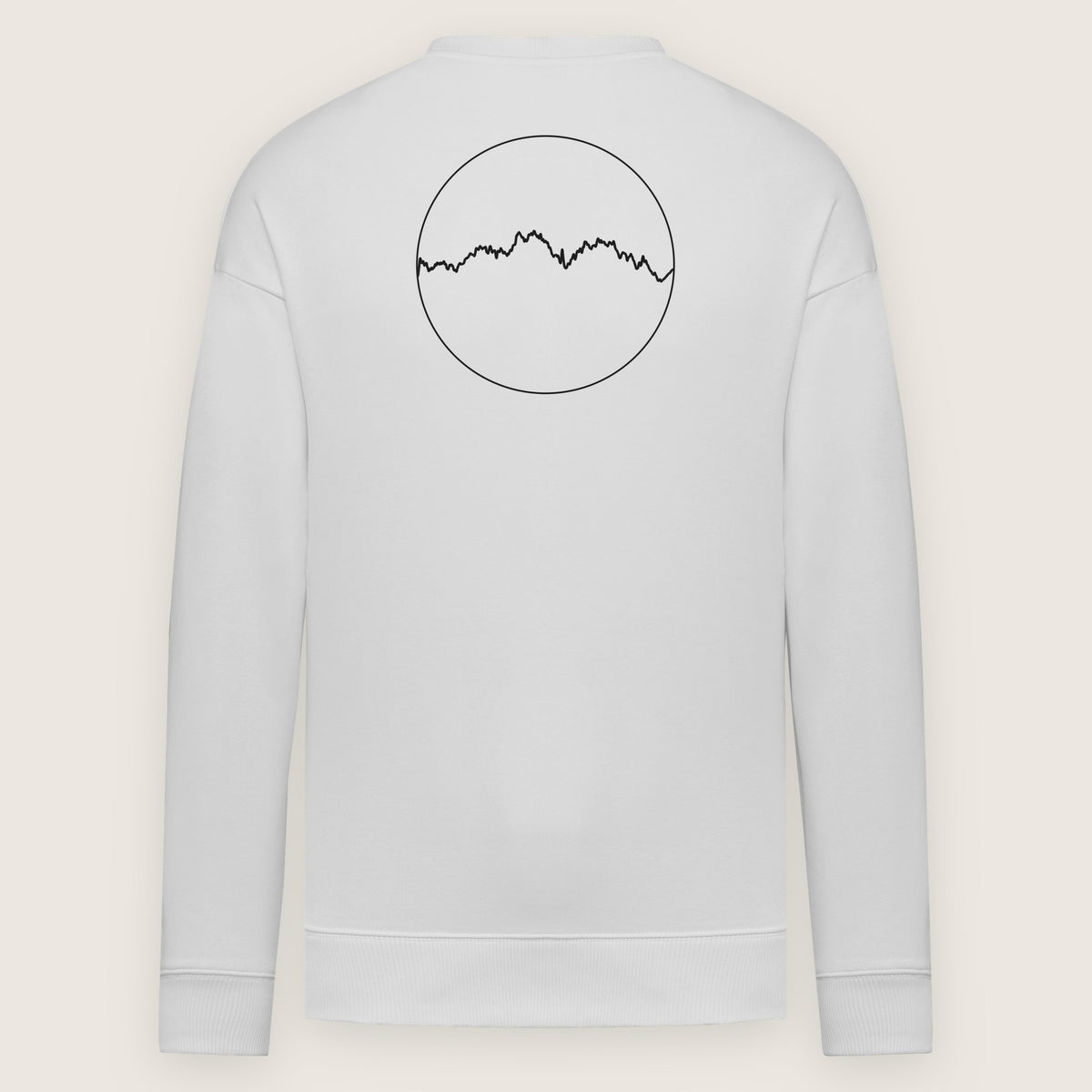 Sweat Les Pyrénées, blanc, de dos sur fond clair